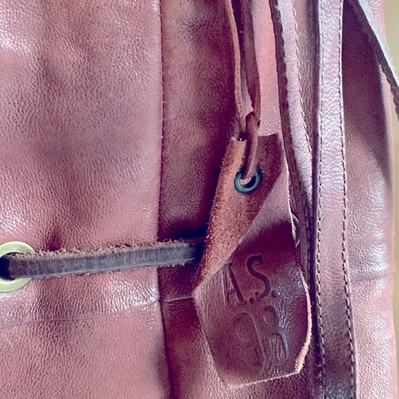 A.S 98 leather bucket bag